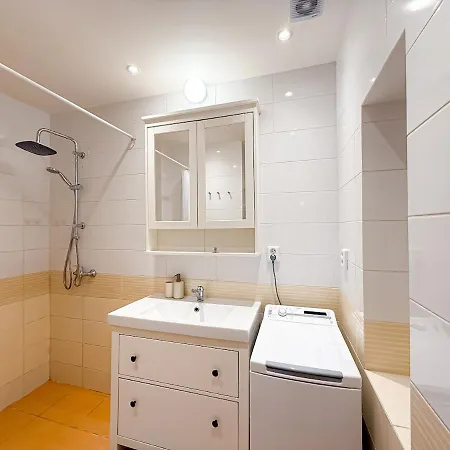 Catty 3bdr 80 M2 * Prag